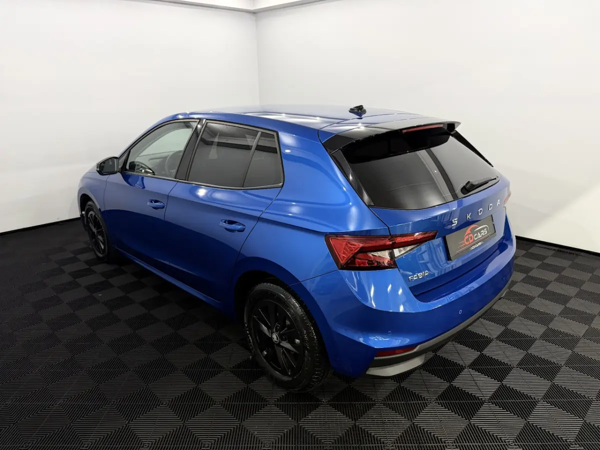 1.0 TSI Business Edition Camera, Apple carplay, Keyless start, Virtual desk, Airco, Stoelv
