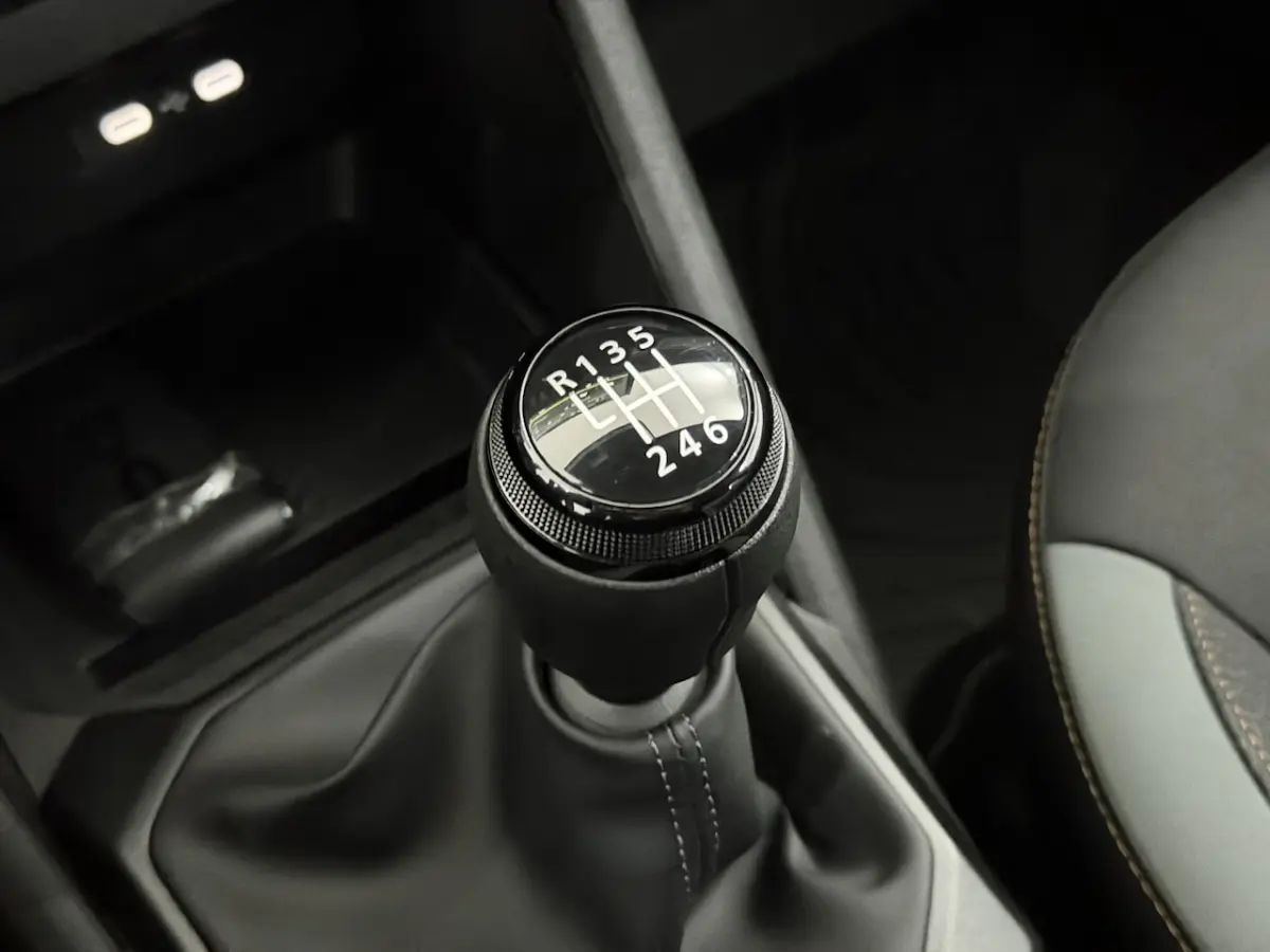 1.2 TCe 130 mild hybrid Extreme Camera, Apple carplay, A start stop, Cruise control, Cruis