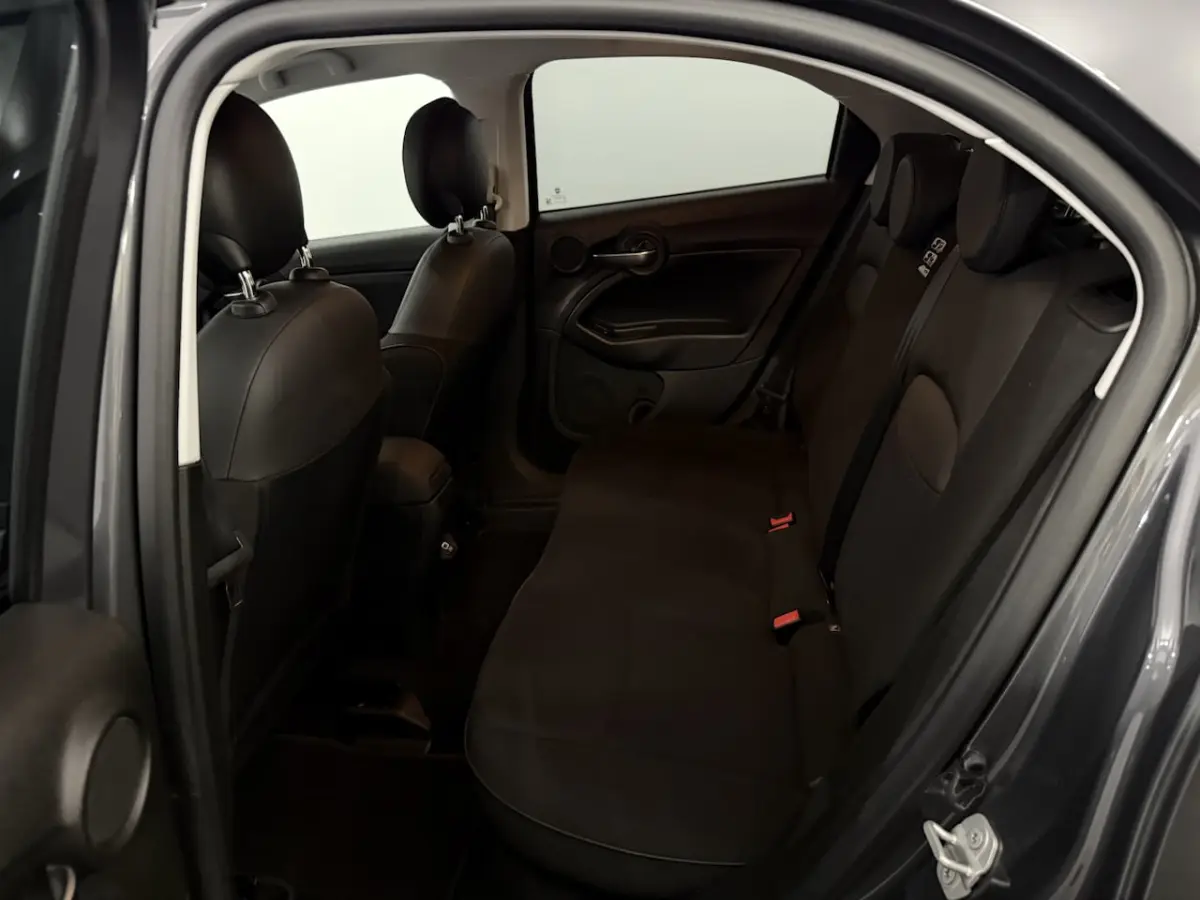 1.5 Hybrid Half leder, Camera, Apple carplay, Cruise control, Mistlamp, Lichtmetalen velge