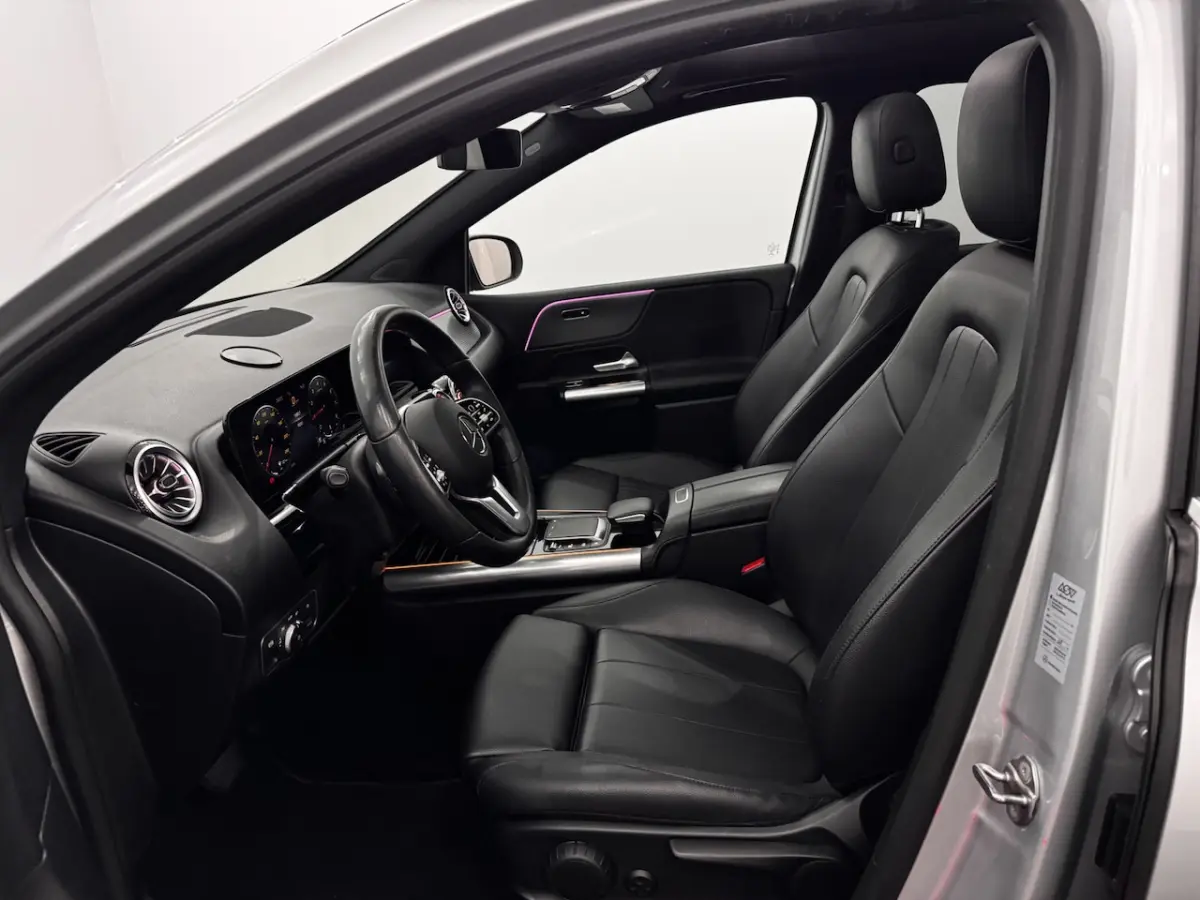 180 Business Solution Luxury Pano, Leder, Camera, Stoelverwarming, Navi, Cruise control ad