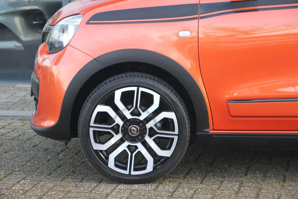 110PK-GT-AUTOMAAT-72DKM-CLIMA-CRUISE-BLUETOOTH-