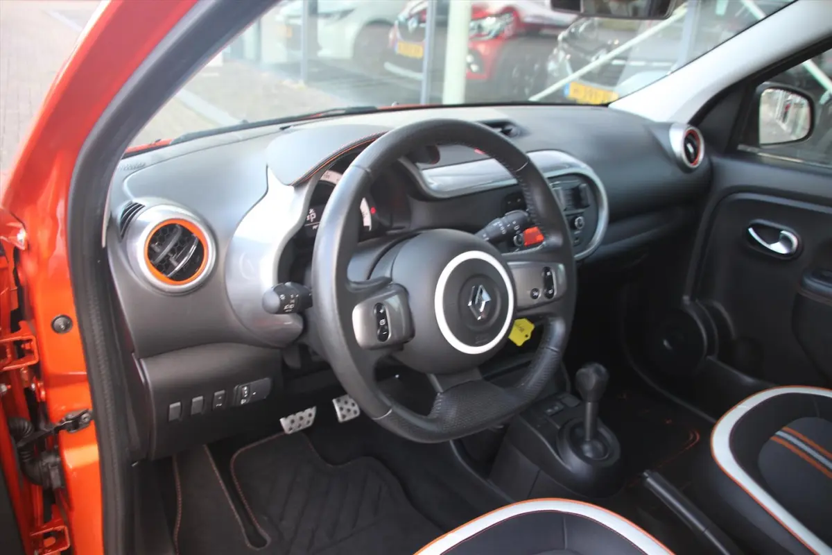 110PK-GT-AUTOMAAT-72DKM-CLIMA-CRUISE-BLUETOOTH-