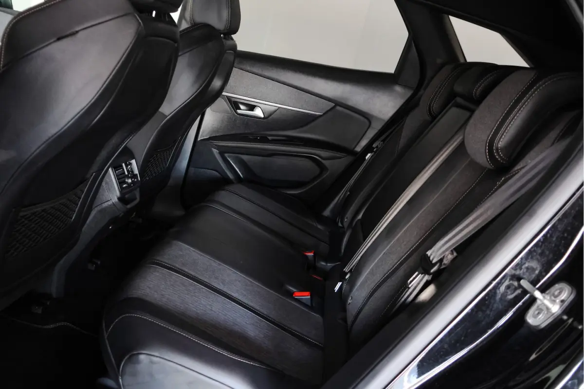 1.2T GT Line STOELVERW.+MASSAGE | MEMORY | NAVI | CLIMA | CAMERA | LMV |