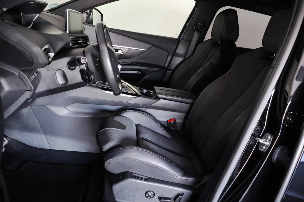 1.2T GT Line STOELVERW.+MASSAGE | MEMORY | NAVI | CLIMA | CAMERA | LMV |
