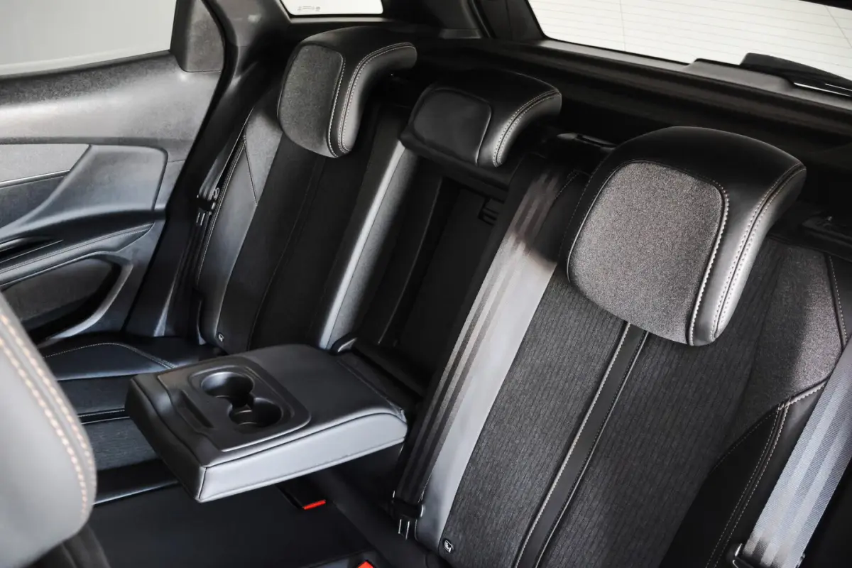 1.2T GT Line STOELVERW.+MASSAGE | MEMORY | NAVI | CLIMA | CAMERA | LMV |