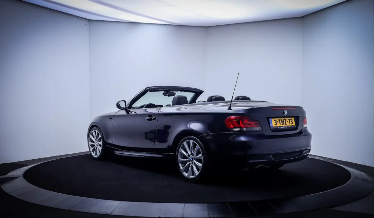 118iA M-Sport Edition XENON | LEDER | STOELVERW | NAVI PROF | LMV 18'' | SPORTSTOELEN | CR