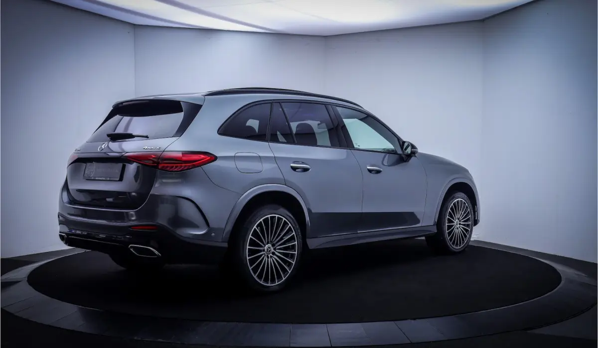 400e 4MATIC AMG Line SOH 96% | PANO | BURMESTER | HEAD UP | AMBIANCE LIGHT | 360 CAM | MEM
