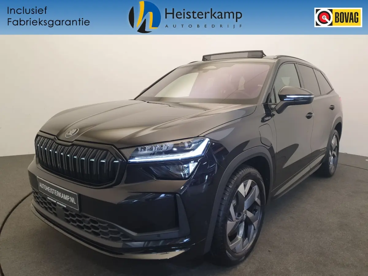 1.5 TSI PHEV DSG/AUT 204pk Sportline Business Panoramadak, Wegklapbare Trekhaak, 360 Camer
