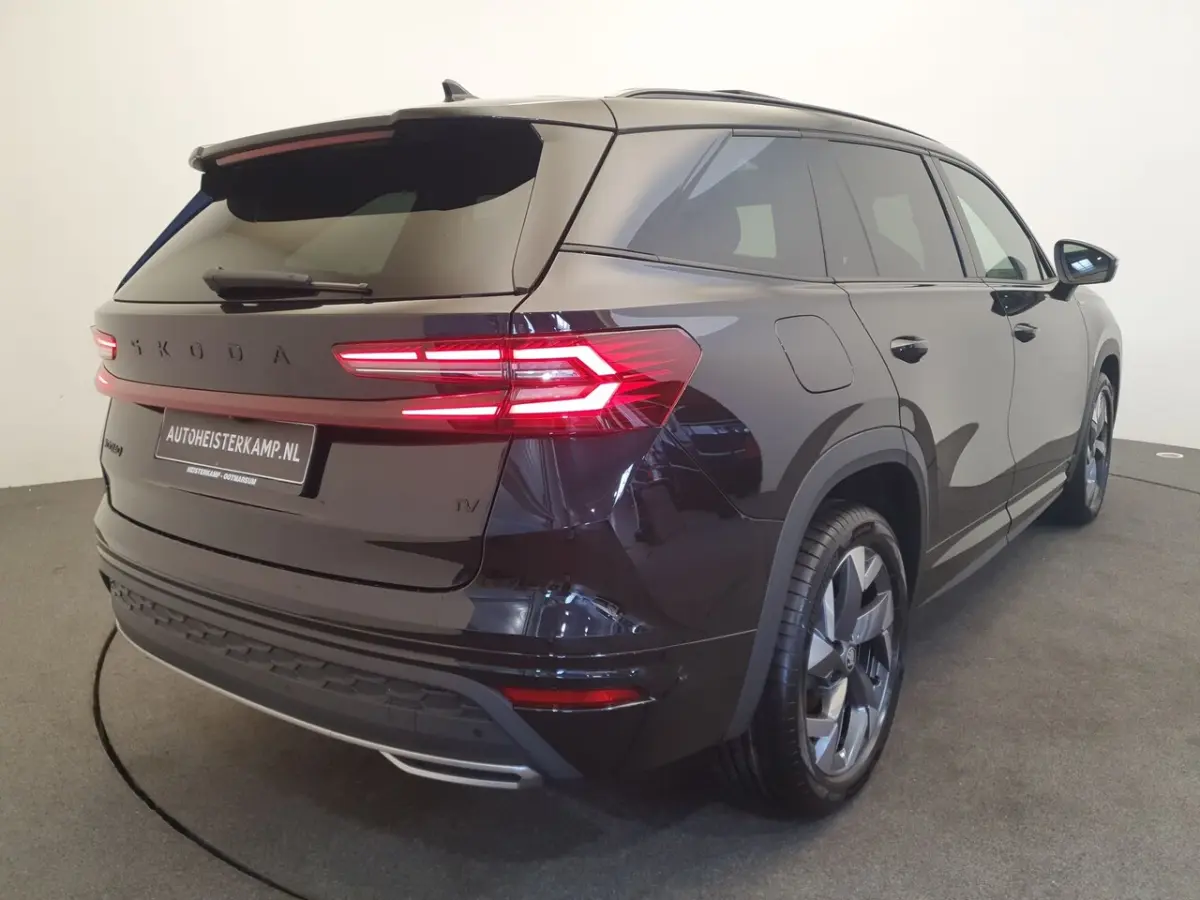 1.5 TSI PHEV DSG/AUT 204pk Sportline Business Panoramadak, Wegklapbare Trekhaak, 360 Camer