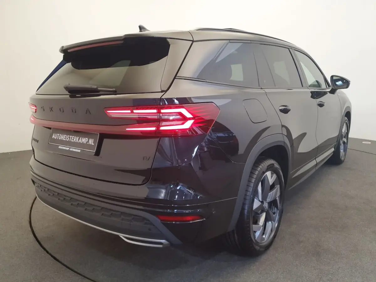 1.5 TSI PHEV DSG/AUT 204pk Sportline Business Panoramadak, Wegklapbare Trekhaak, 360 Camer