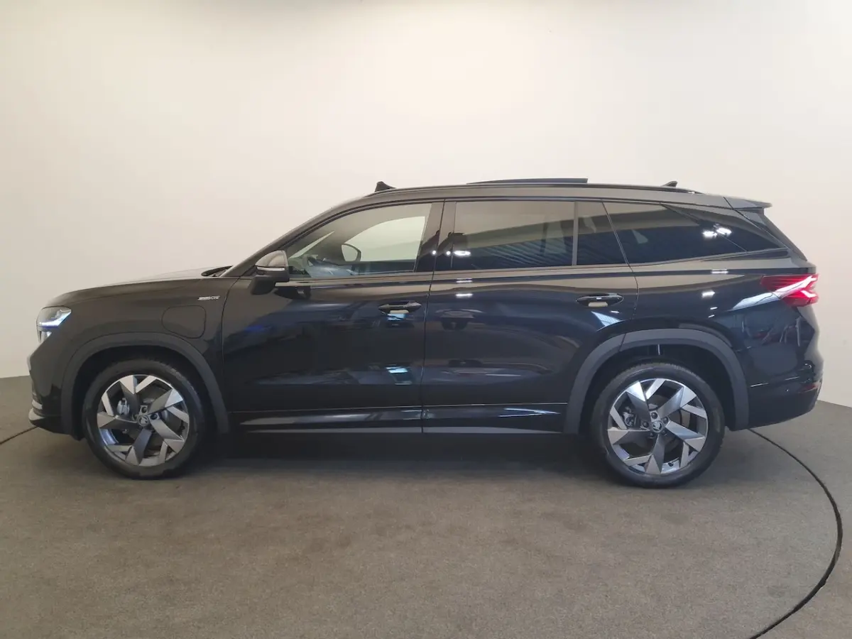 1.5 TSI PHEV DSG/AUT 204pk Sportline Business Panoramadak, Wegklapbare Trekhaak, 360 Camer