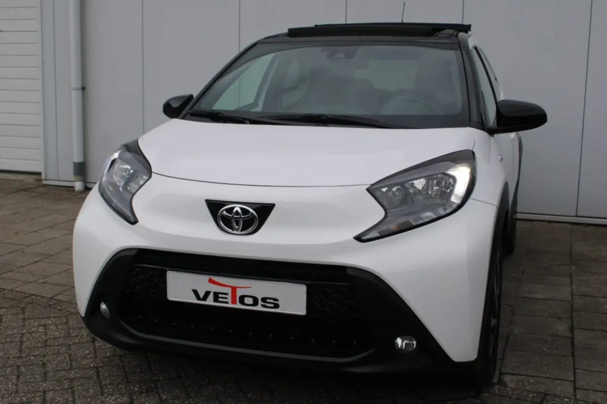 1.0 VVT-i S-CVT Envy Elektrisch schuifdak