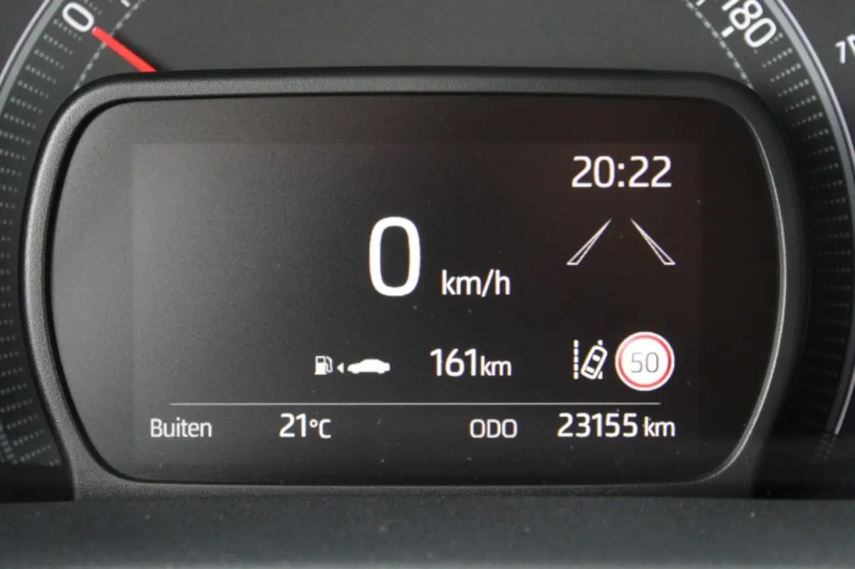 1.0 VVT-i S-CVT Envy Elektrisch schuifdak