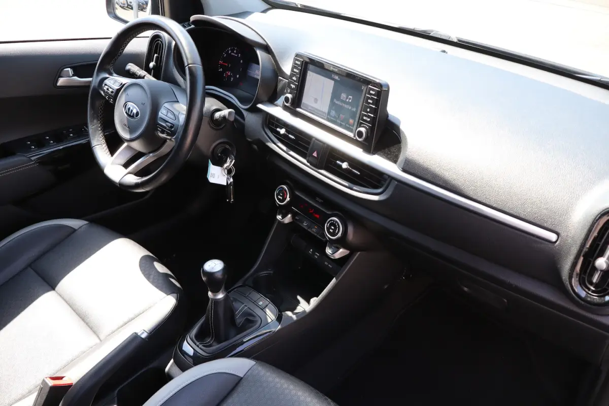 1.0 CVVT Design Edition Achteruitrijcamera/Apple carplay/Cruise control/Climate control/Le