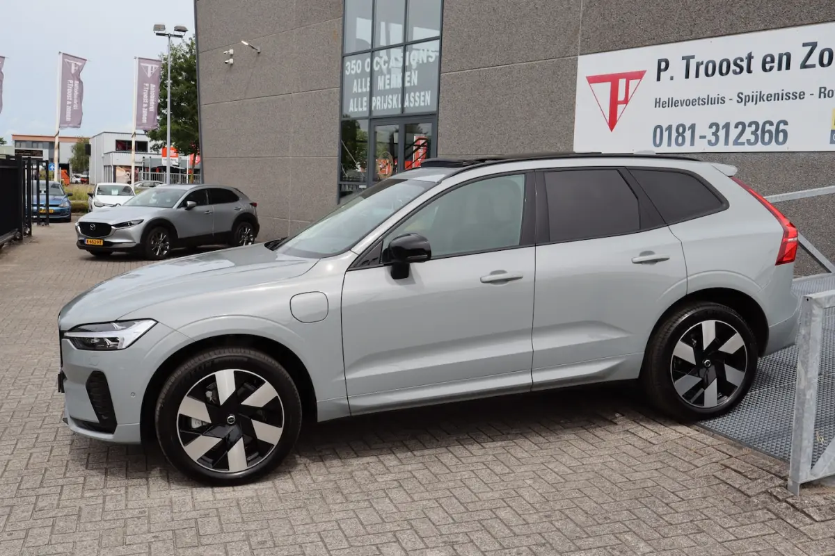 2.0 T8 Plug-in hybrid AWD Dark Soh 100% FABRIEKSGARANTIE Panoramadak/Stoelverwarming v+a/S