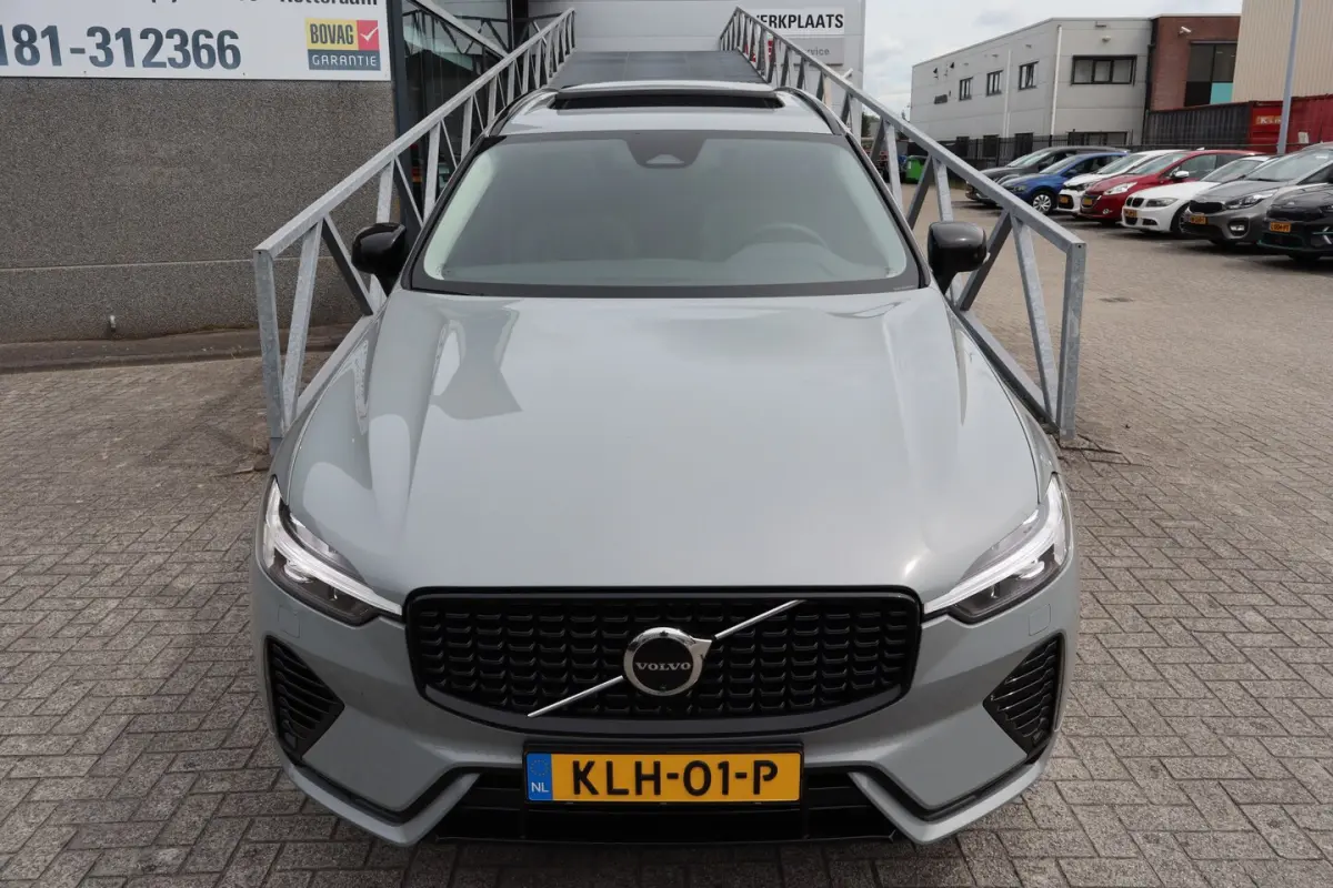 2.0 T8 Plug-in hybrid AWD Dark Soh 100% FABRIEKSGARANTIE Panoramadak/Stoelverwarming v+a/S