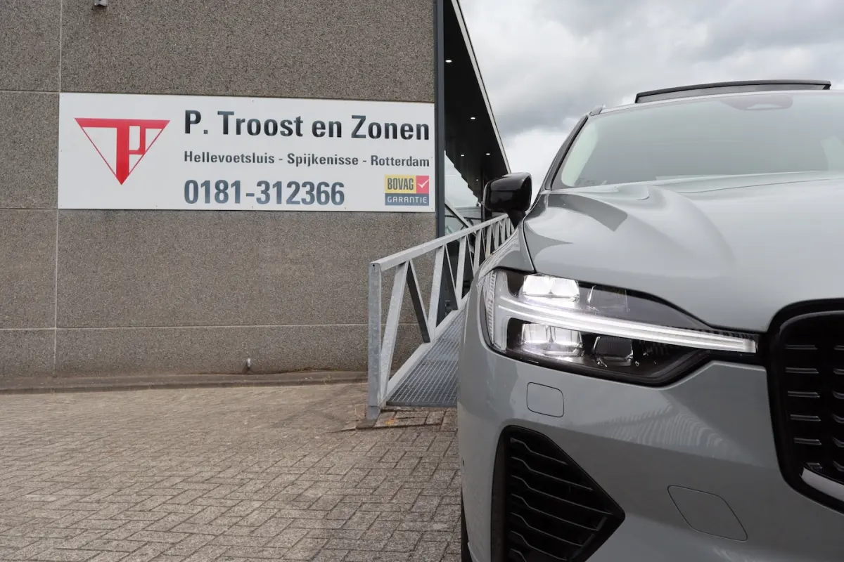 2.0 T8 Plug-in hybrid AWD Dark Soh 100% FABRIEKSGARANTIE Panoramadak/Stoelverwarming v+a/S
