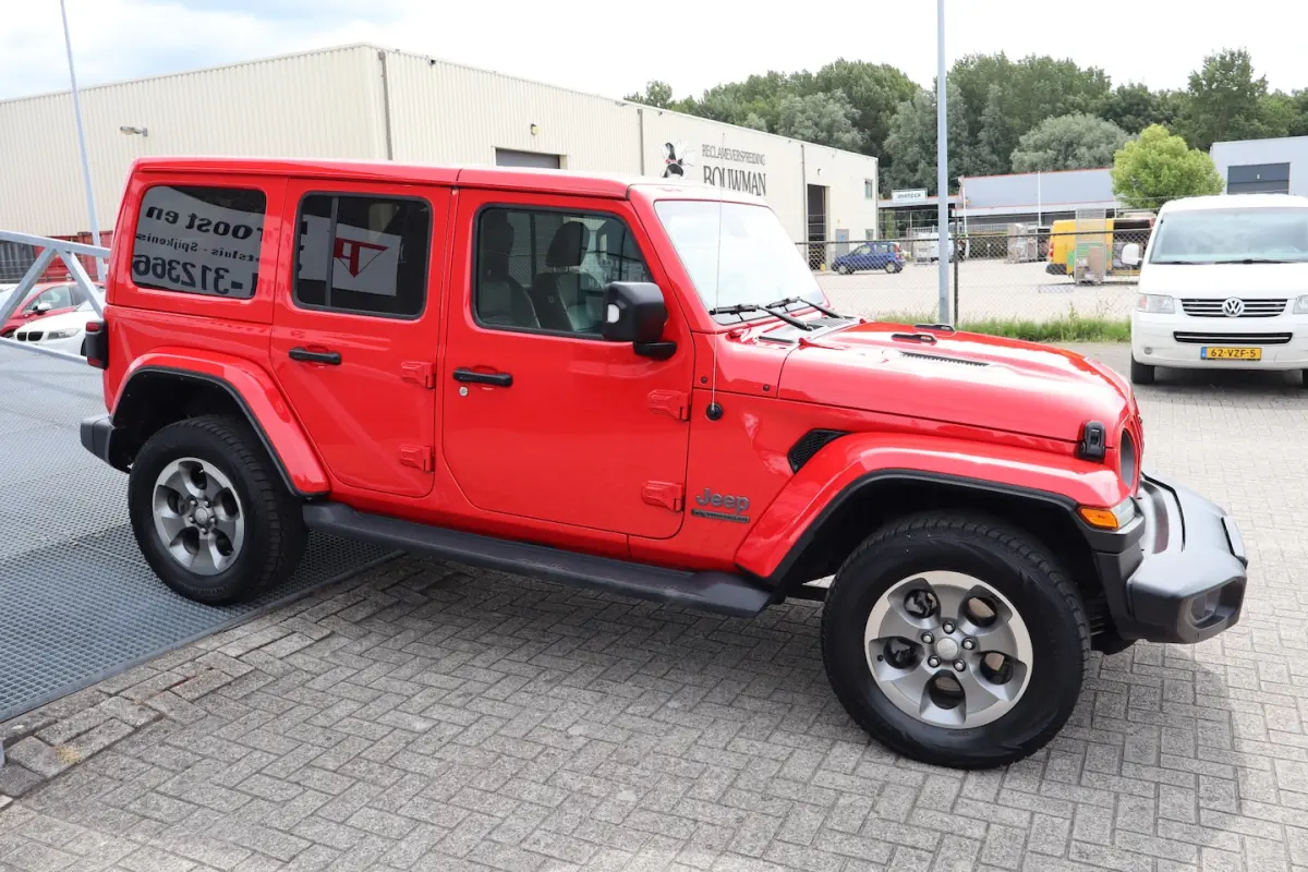 4xe 380 Sahara Camera voor + achter/Apple carplay/Stoelverwarming/Stuurverwarming/Lederen