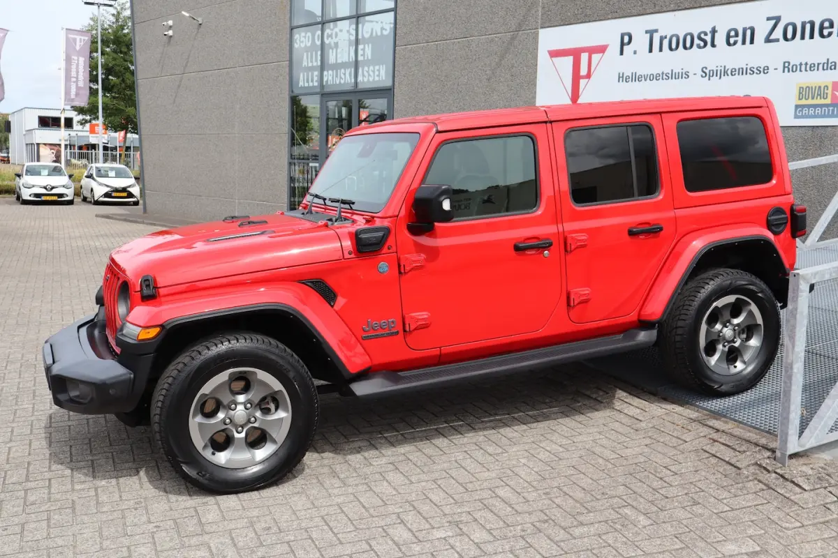 4xe 380 Sahara Camera voor + achter/Apple carplay/Stoelverwarming/Stuurverwarming/Lederen
