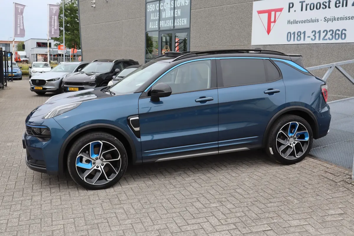 1.5 Panoramadak/360Â° Camera/Keyless/Lane assist/Adaptive cruise control/Apple carplay/Clim