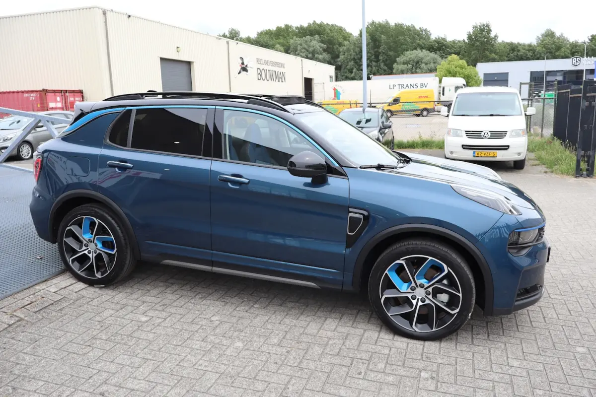 1.5 Panoramadak/360Â° Camera/Keyless/Lane assist/Adaptive cruise control/Apple carplay/Clim