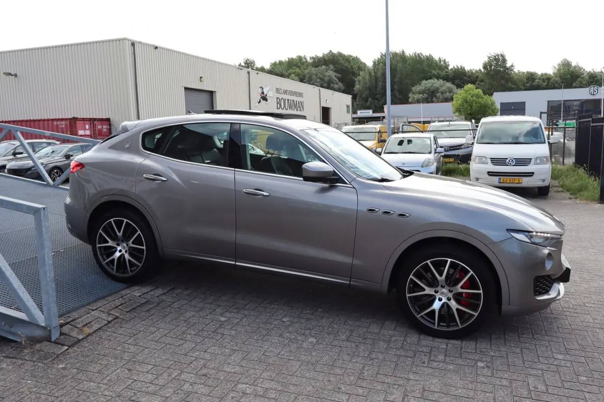 3.0 V6 S AWD Panoramadak/Nederlandse auto/Achteruitrijcamera/Harman kardon/Elektrisch vers