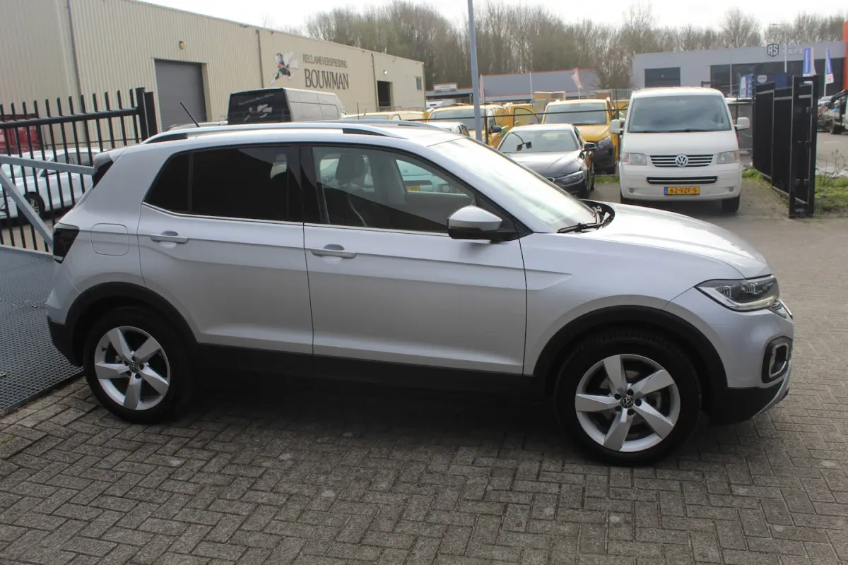 1.5 TSI Style Stoelverwarming/Achteruitrijcamera/Adaptive cruise control/Lane assist/Apple