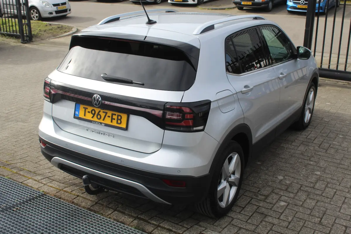 1.5 TSI Style Stoelverwarming/Achteruitrijcamera/Adaptive cruise control/Lane assist/Apple