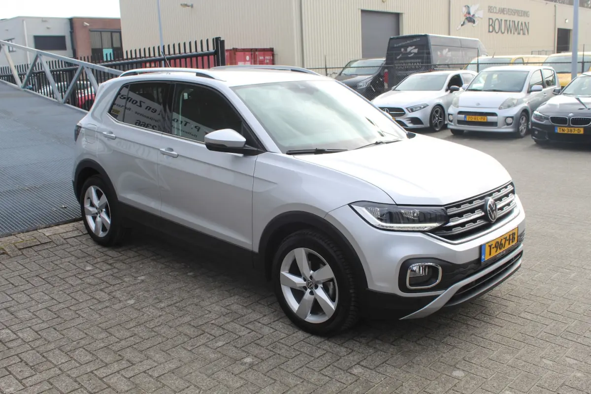 1.5 TSI Style Stoelverwarming/Achteruitrijcamera/Adaptive cruise control/Lane assist/Apple
