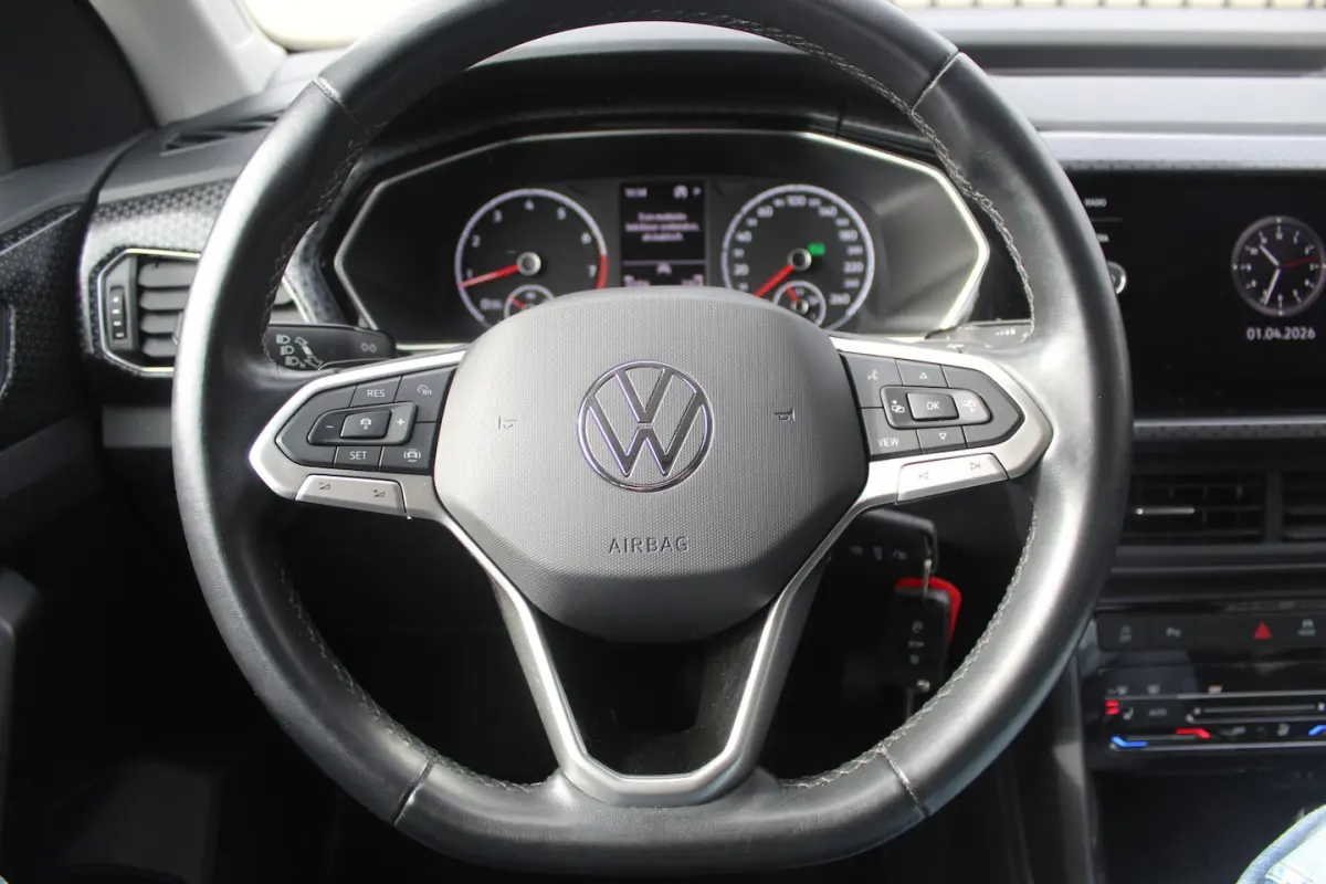 1.5 TSI Style Stoelverwarming/Achteruitrijcamera/Adaptive cruise control/Lane assist/Apple