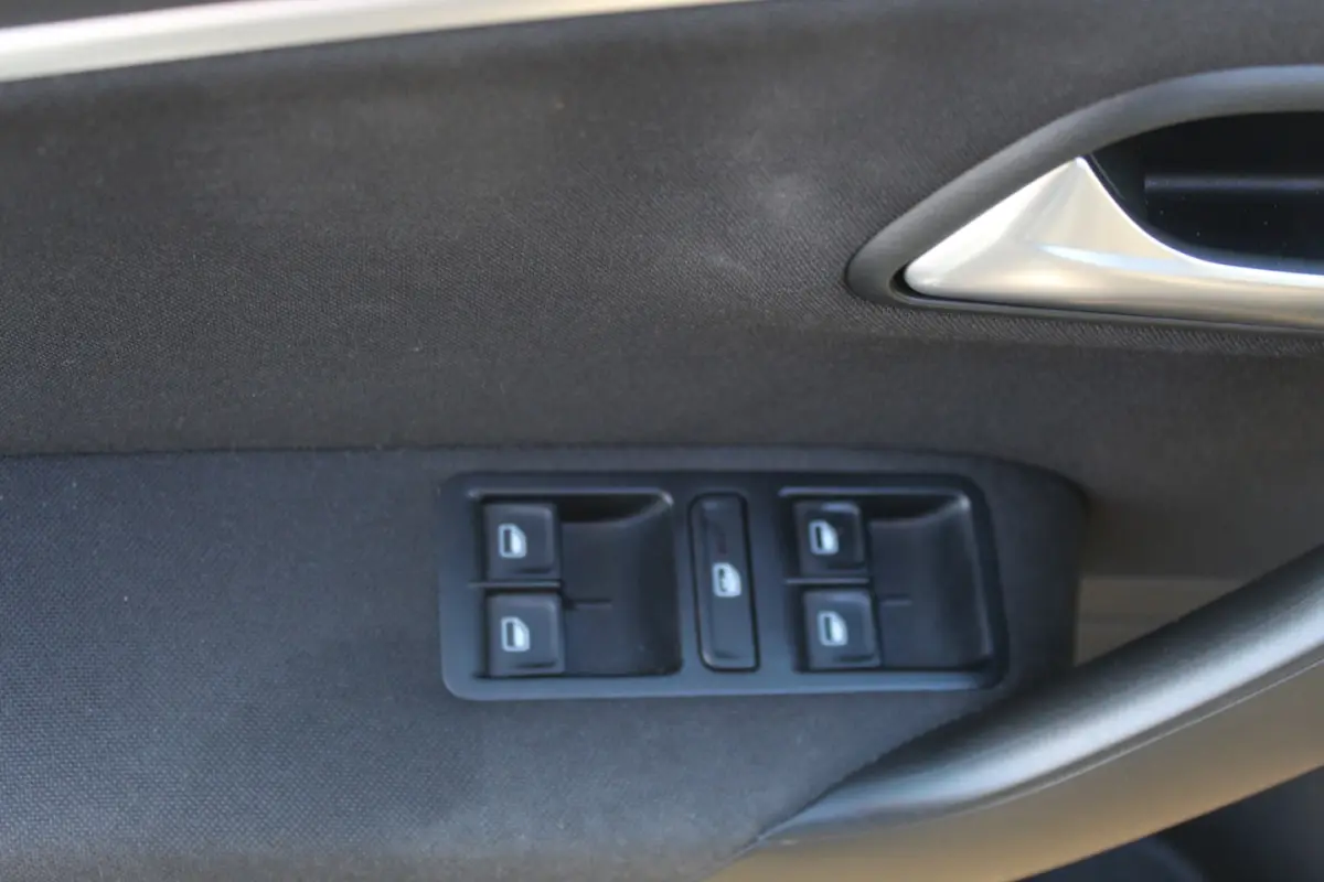 1.2 TSI Highline Panoramadak/Bluetooth/Airco/Licht metalen velgen