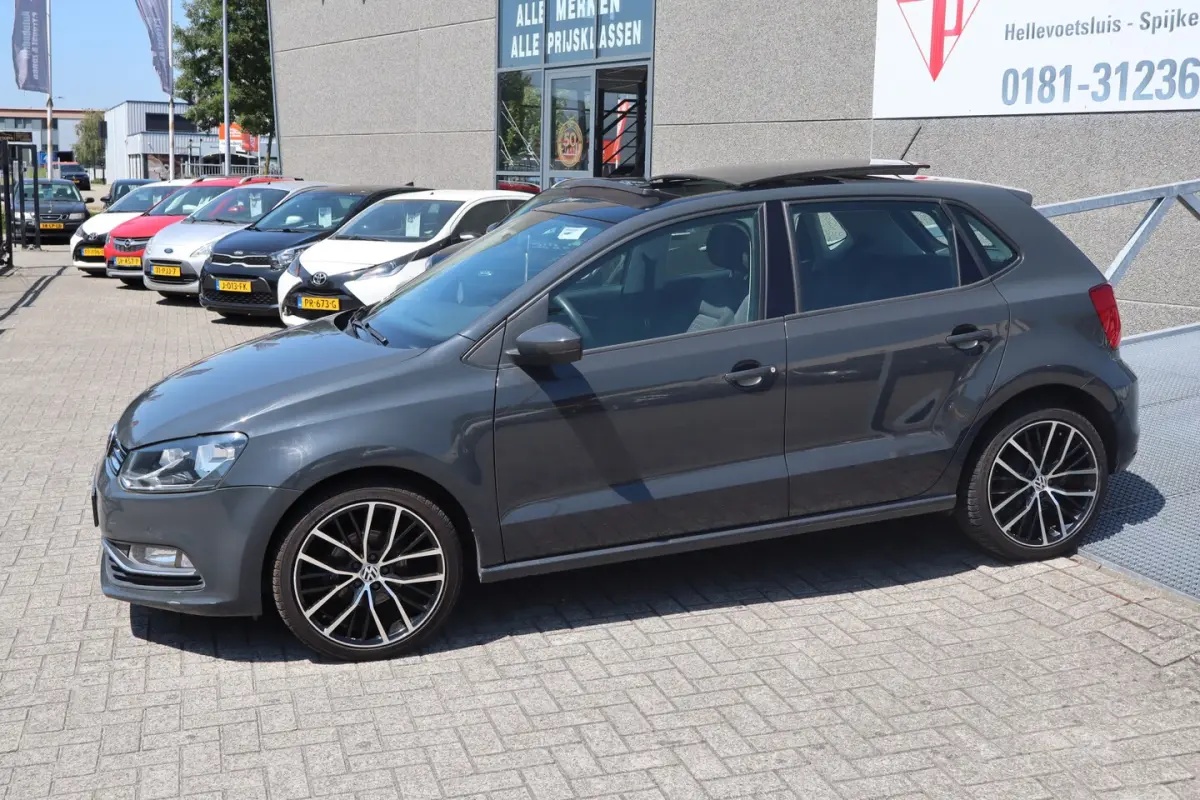 1.2 TSI Highline Panoramadak/Bluetooth/Airco/Licht metalen velgen