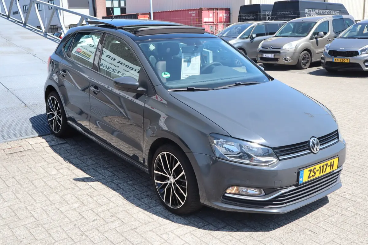 1.2 TSI Highline Panoramadak/Bluetooth/Airco/Licht metalen velgen