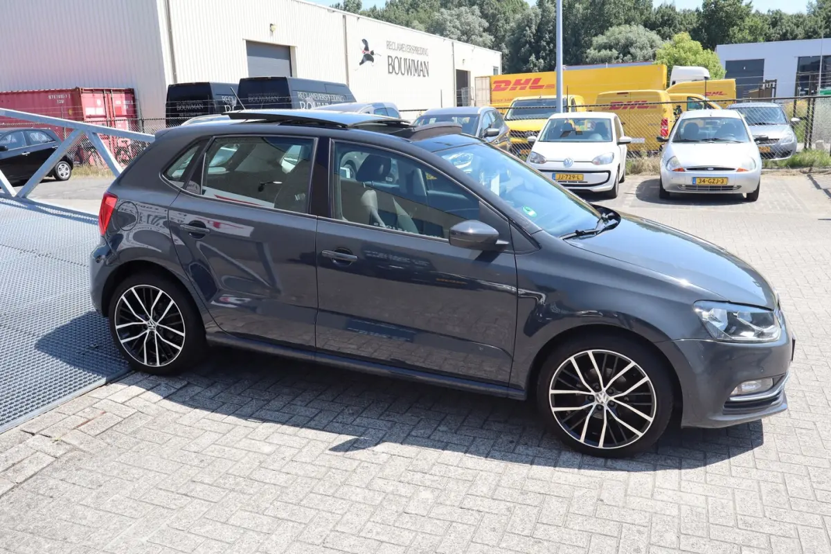 1.2 TSI Highline Panoramadak/Bluetooth/Airco/Licht metalen velgen