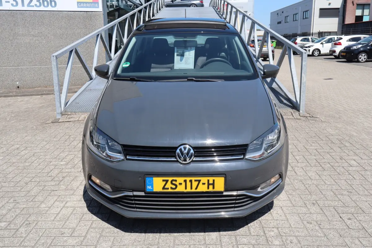 1.2 TSI Highline Panoramadak/Bluetooth/Airco/Licht metalen velgen