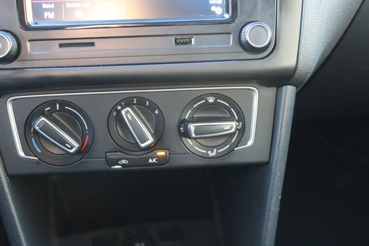 1.2 TSI Highline Panoramadak/Bluetooth/Airco/Licht metalen velgen