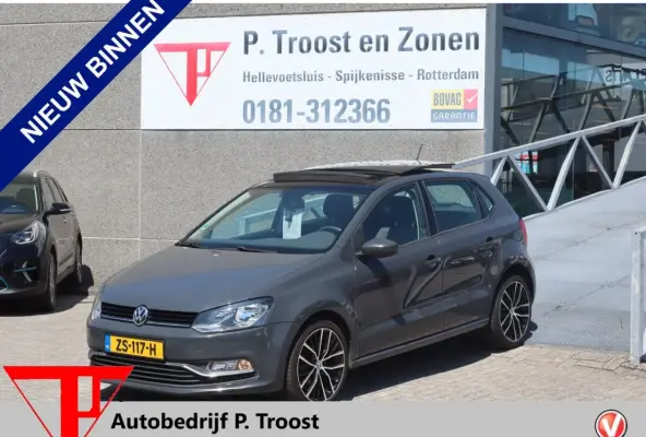 1.2 TSI Highline Panoramadak/Bluetooth/Airco/Licht metalen velgen