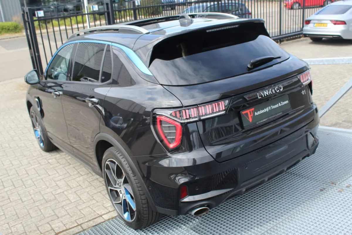 1.5 Panoramadak/360Â° Camera/Keyless/Lane assist/Adaptive cruise control/Navigatie/Apple ca