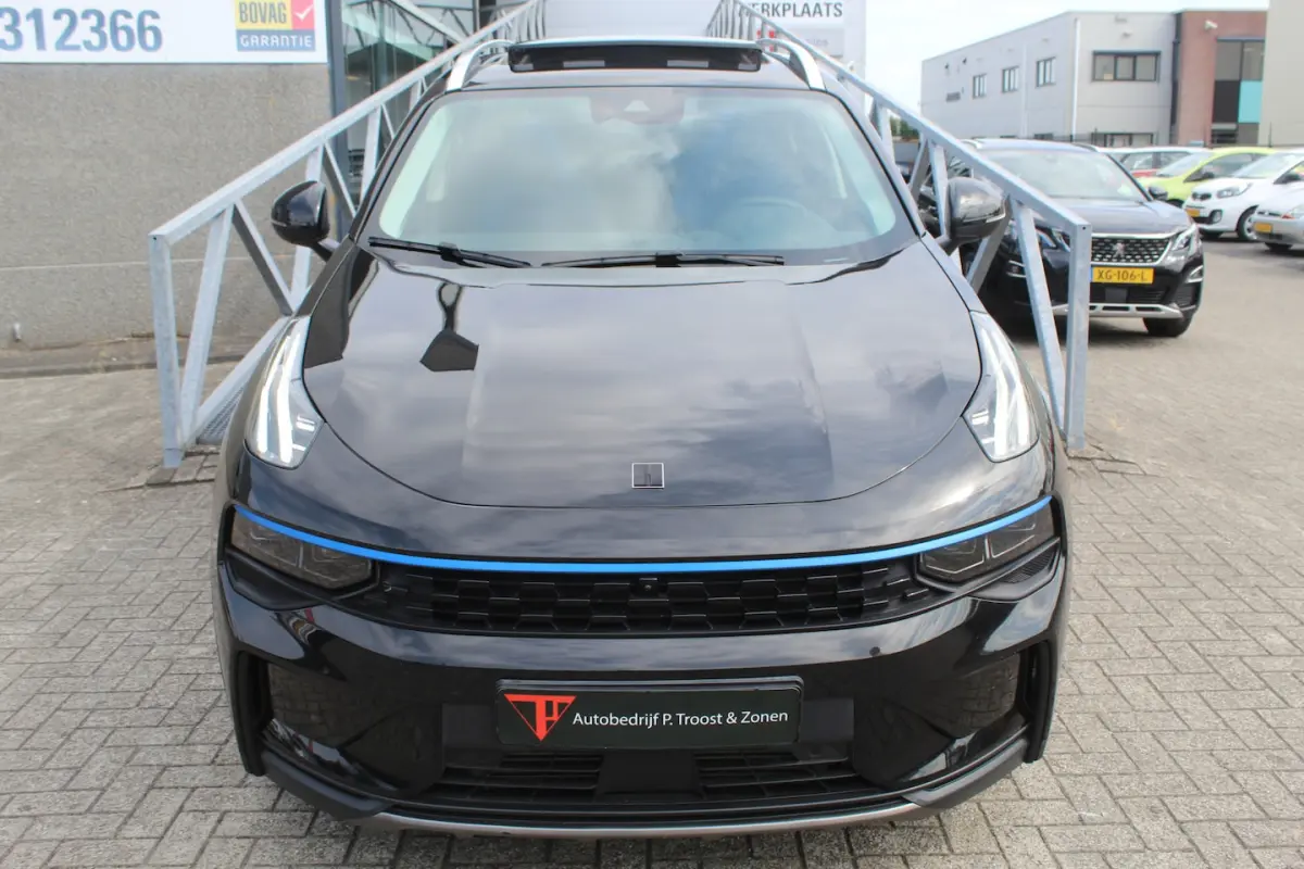 1.5 Panoramadak/360Â° Camera/Keyless/Lane assist/Adaptive cruise control/Navigatie/Apple ca