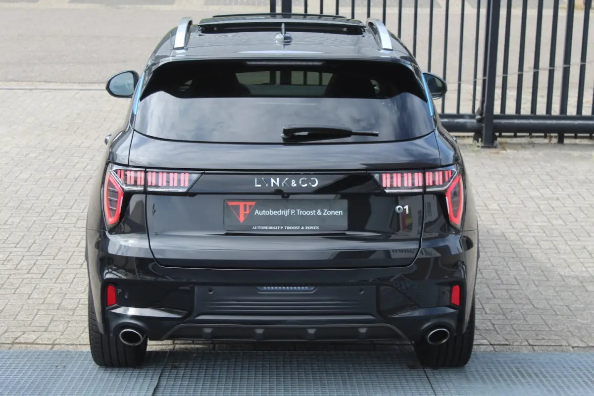 1.5 Panoramadak/360Â° Camera/Keyless/Lane assist/Adaptive cruise control/Navigatie/Apple ca