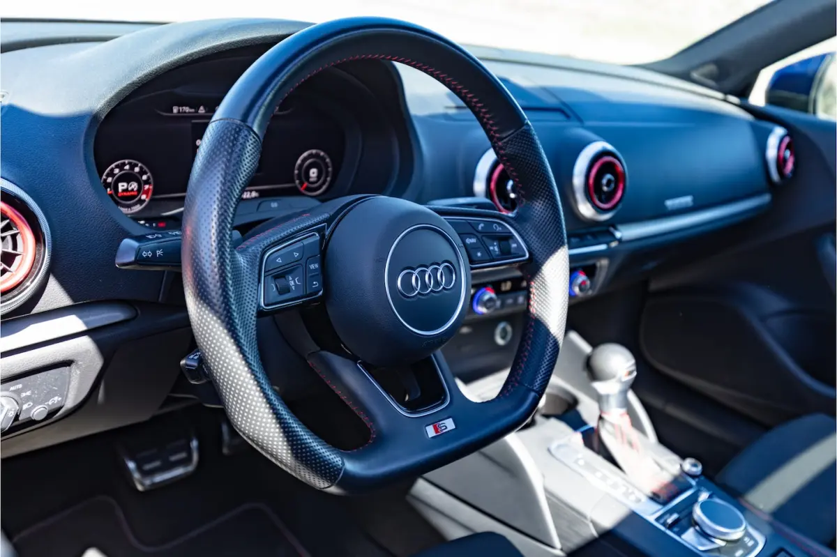 2.0 TFSI S3 quattro Panoramadak/Navigatie/Virtual cockpit/Parkeersensoren rondom/Apple car