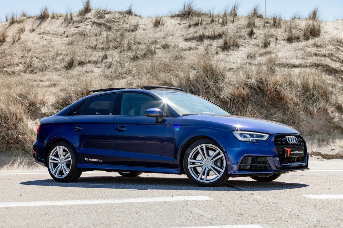2.0 TFSI S3 quattro Panoramadak/Navigatie/Virtual cockpit/Parkeersensoren rondom/Apple car
