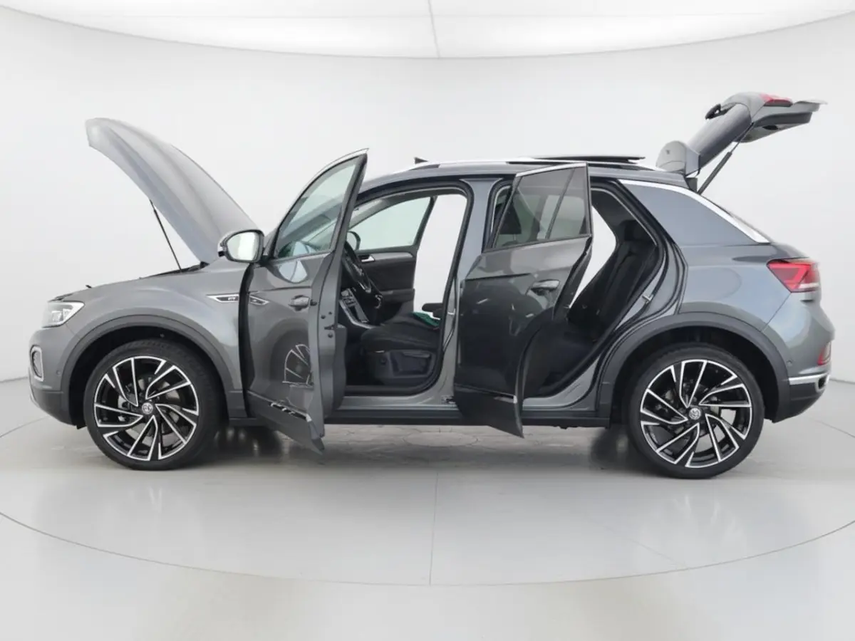 1.0 TSI R-Line | Clima | Cruise | Multimedia/Navi | Stoelverwarming | PDC + Camera |