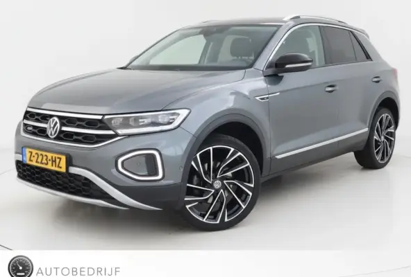 1.0 TSI R-Line | Clima | Cruise | Multimedia/Navi | Stoelverwarming | PDC + Camera |