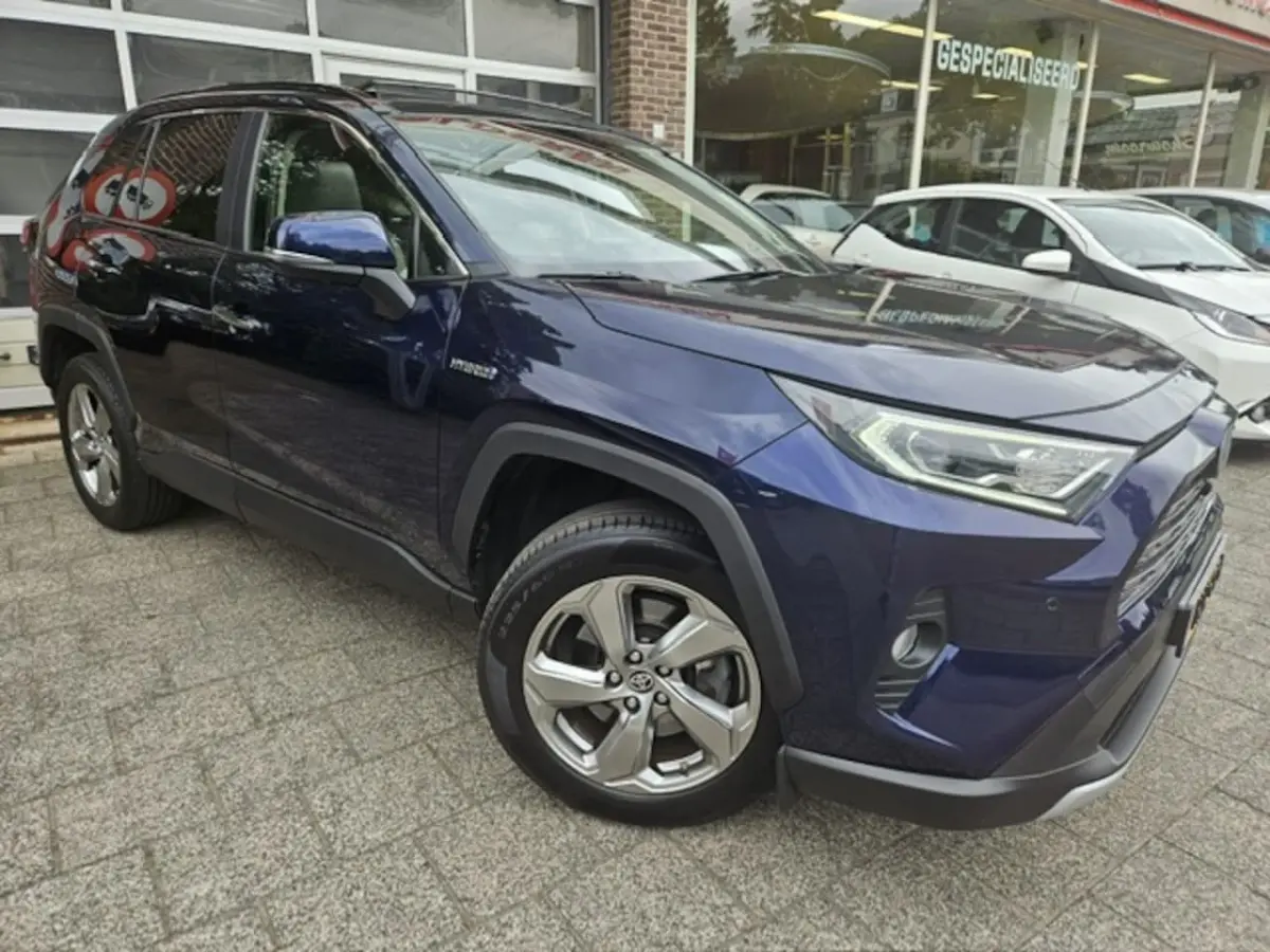 2.5 Hybrid Executive PANORAMADAK