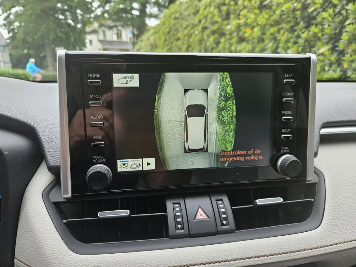 2.5 Hybrid Executive PANORAMADAK