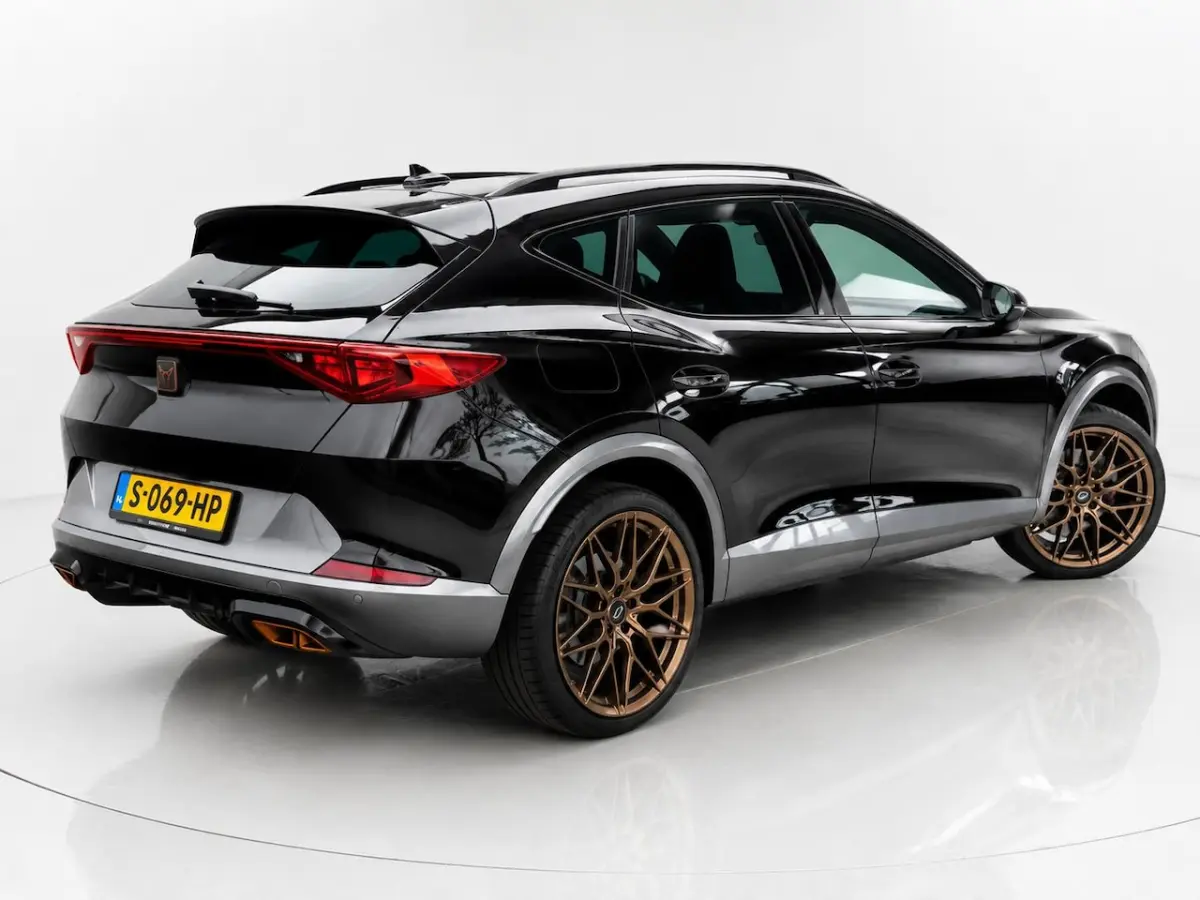 1.4 e-Hybrid Performance | Clima | Adapt. Cruise | Multimedia/Navi| Halfleder | PDC + Came
