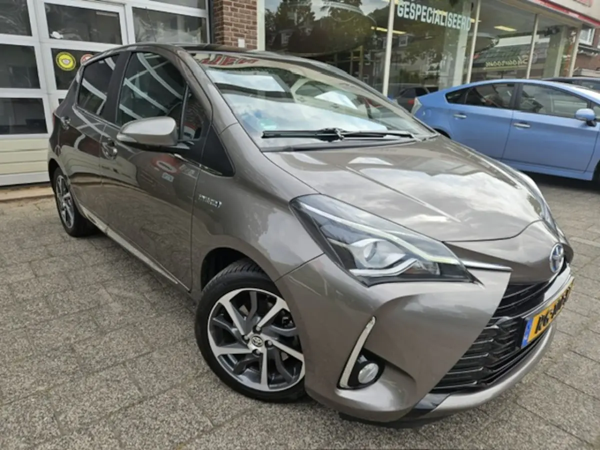 1.5 Hybrid Premium PANO