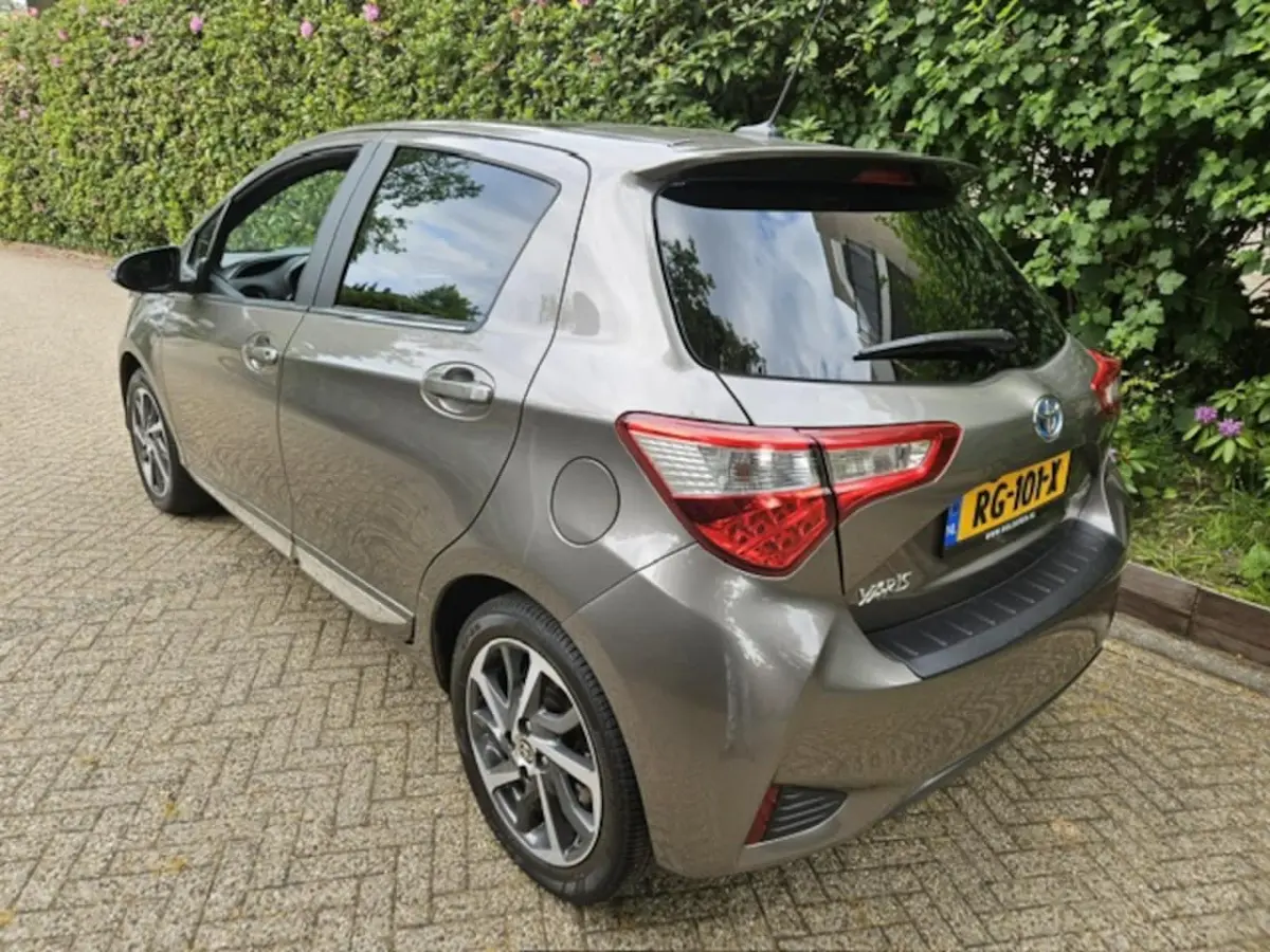 1.5 Hybrid Premium PANO