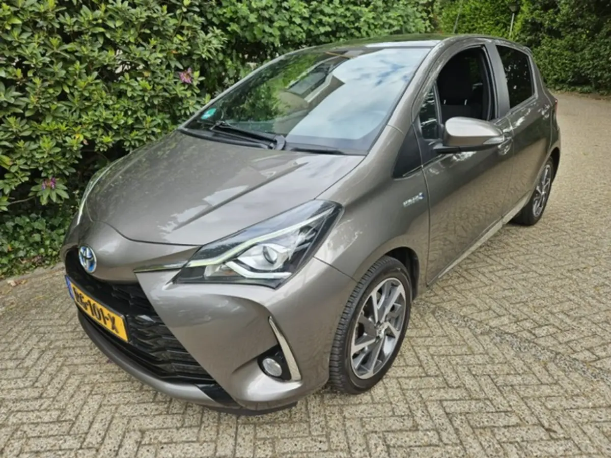 1.5 Hybrid Premium PANO